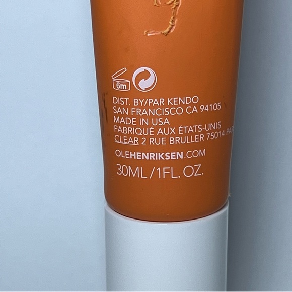 OLEHENRIKSEN Banana Bright Face Primer - Picture 3 of 6